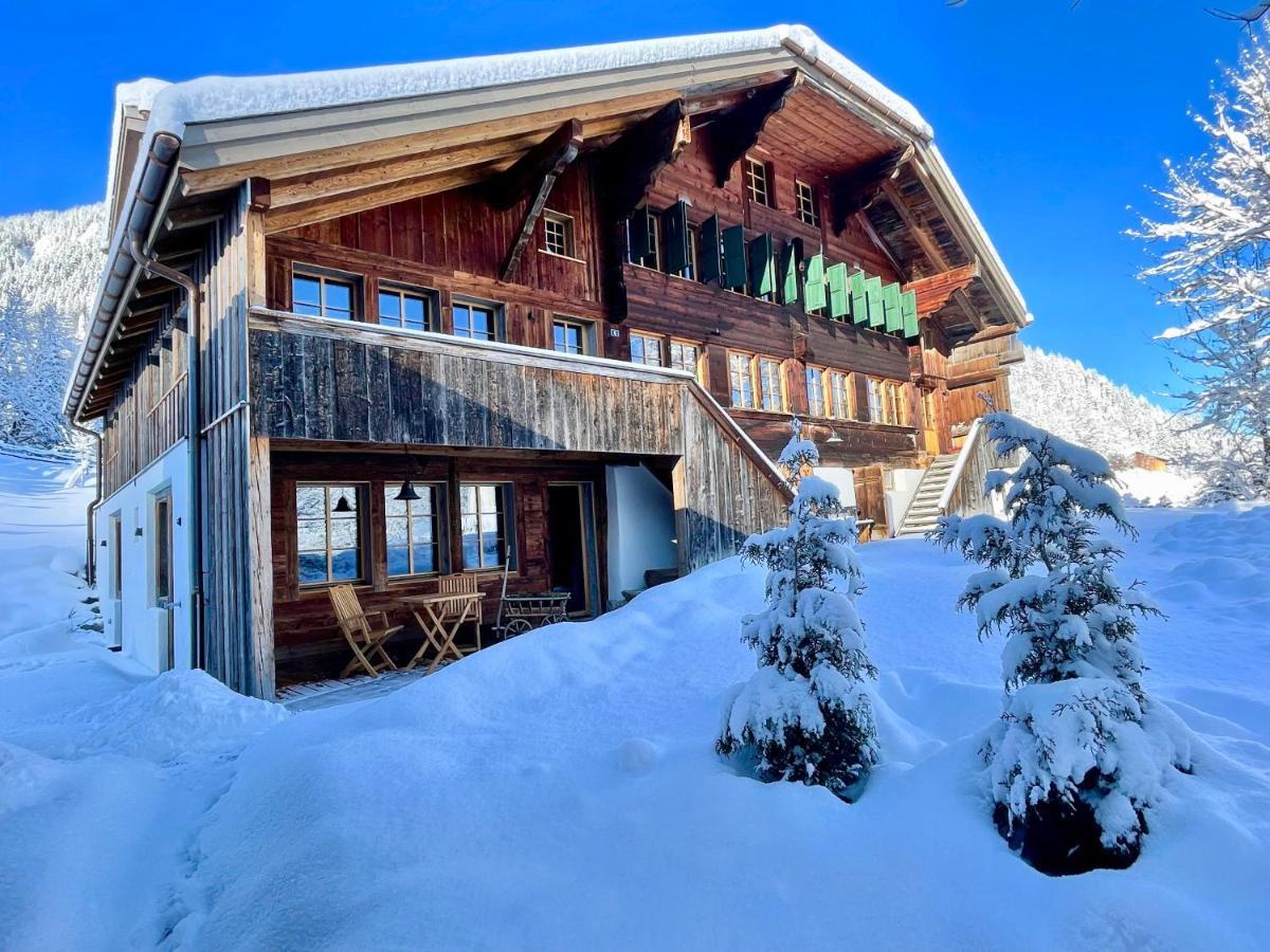 Alpen Charme - Chalet D'Hotes Et Spa Gsteig Bagian luar foto