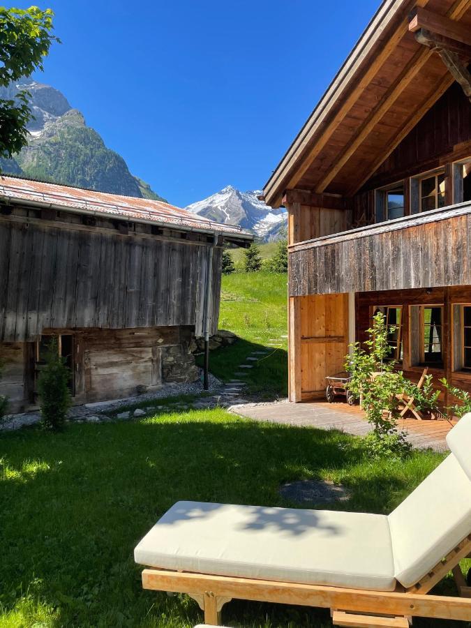 Alpen Charme - Chalet D'Hotes Et Spa Gsteig Bagian luar foto