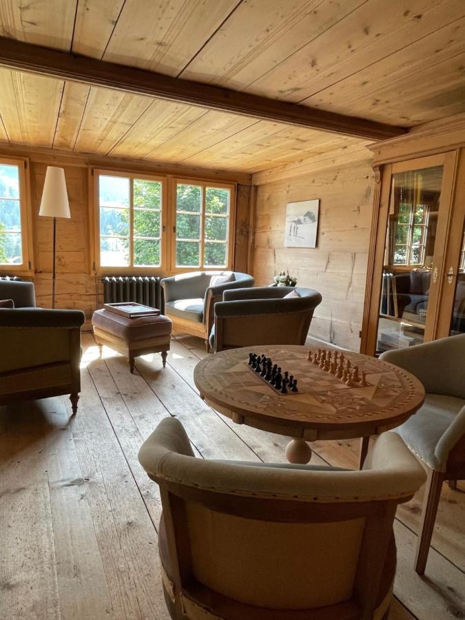 Alpen Charme - Chalet D'Hotes Et Spa Bed & Breakfast Gsteig Bagian luar foto