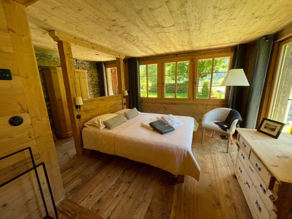 Alpen Charme - Chalet D'Hotes Et Spa Bed & Breakfast Gsteig Bagian luar foto